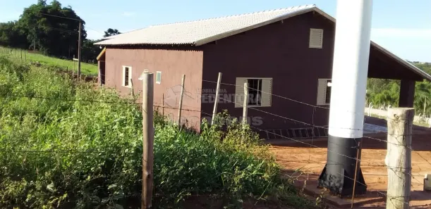 Fazenda/Sítio com 3 Quartos à venda, 1000m² no , Valentim Gentil