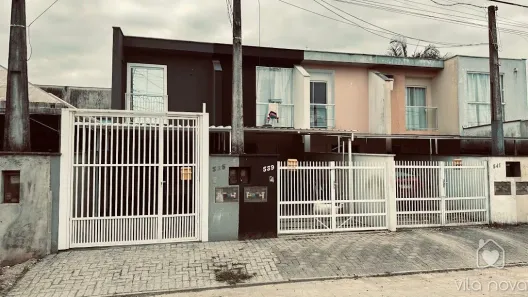 Casa com 2 Quartos à venda, 75m² no Vila Nova, Joinville