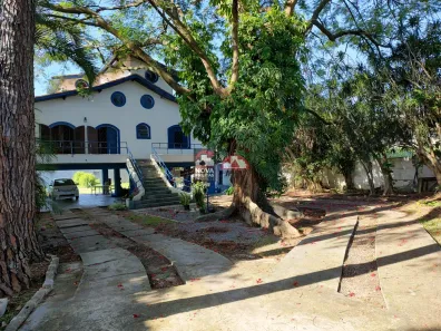 Fazenda/Sítio com 3 Quartos à venda, 215m² no Jardim Santa Cecília, Pindamonhangaba