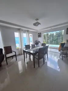 Casa de Condomínio com 4 Quartos à venda, 180m² no Granja dos Cavaleiros, Macaé