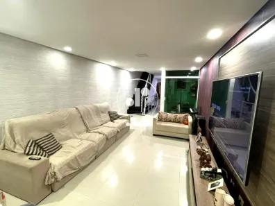 Sobrado com 3 Quartos à venda, 250m² no Vila Assunção, Santo André