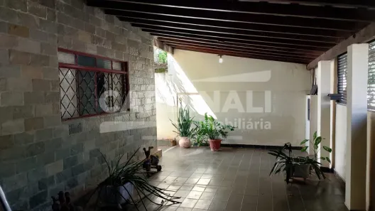 Casa com 3 Quartos à venda, 215m² no Jardim Brasil (Vila Xavier), Araraquara