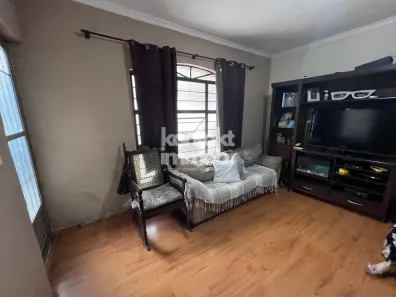 Casa com 3 Quartos à venda, 196m² no Jardim Maria Antônia Prado, Sorocaba