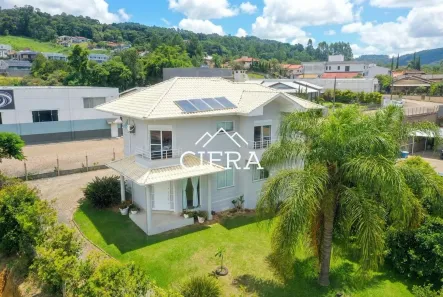 Casa com 4 Quartos à venda, 273m² no Fundo Canoas, Rio do Sul
