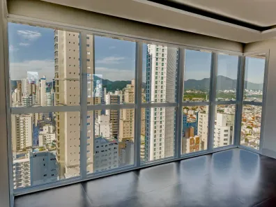 Apartamento com 3 Quartos à venda, 136m² no Centro, Balneário Camboriú