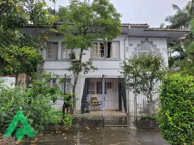 Casa com 3 Quartos à venda, 250m² no Garcia, Blumenau