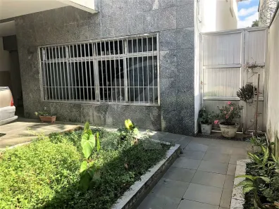 Sobrado com 4 Quartos à venda, 260m² no Vila Santa Maria, São Paulo