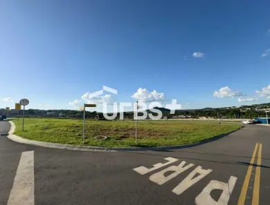Lote/Terreno à venda, 810m² no Parque Cidade, Goiânia