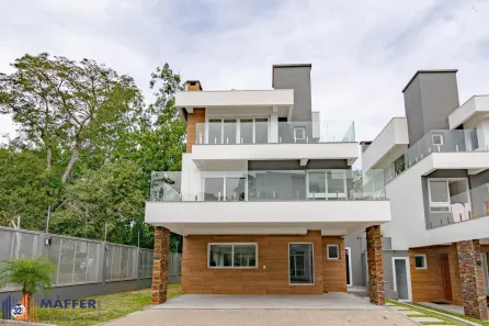 Casa de Condomínio com 3 Quartos à venda, 300m² no Pedra Redonda, Porto Alegre