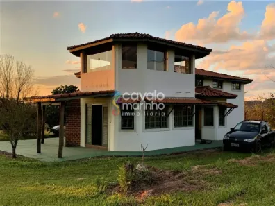 Fazenda/Sítio com 8 Quartos à venda, 576m² no Zona Rural, Santo Antônio da Alegria