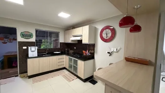 Casa com 4 Quartos à venda, 177m² no Conjunto Habitacional Requião, Maringá