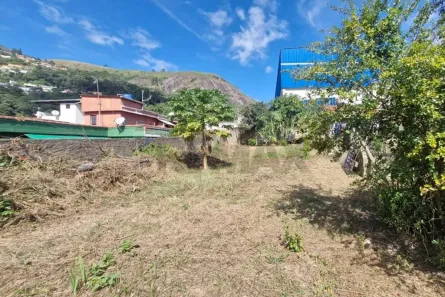 Lote/Terreno à venda, 377m² no Roseiral, Petrópolis
