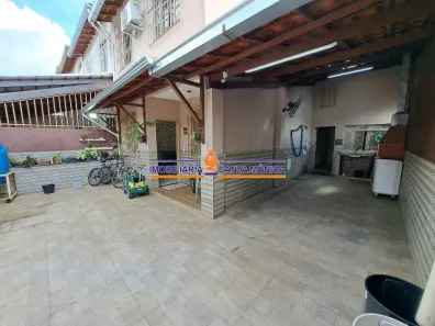 Casa com 4 Quartos à venda, 92m² no Santa Amélia, Belo Horizonte