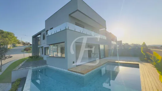 Casa com 4 Quartos à venda, 500m² no São Paulo II, Cotia