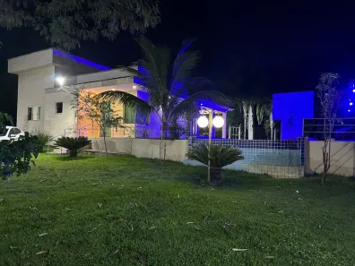 Fazenda/Sítio com 3 Quartos à venda, 2000m² no Setor Central, Bela Vista de Goiás