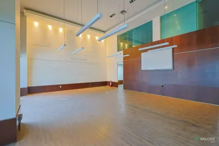 Ponto Comercial para alugar, 600m² no Funcionários, Belo Horizonte