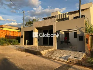 Casa com 2 Quartos à venda, 162m² no Universitário, Montes Claros