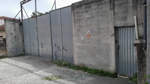 Galpão/Depósito/Armazém à venda, 760m² no Batistini, São Bernardo do Campo
