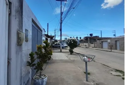 Casa com 2 Quartos à venda, 100m² no Santa Lúcia, Maceió
