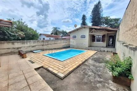 Casa com 3 Quartos para alugar, 160m² no Jardim Sueli, Atibaia