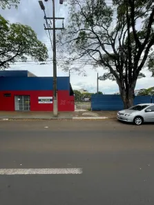 para alugar, 1000m² no Zona 06, Maringá