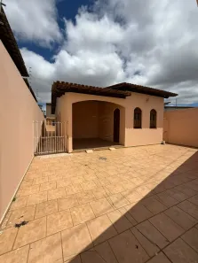 Casa com 4 Quartos à venda, 196m² no Recreio, Vitória da Conquista