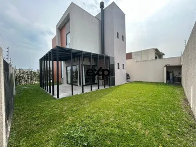 Sobrado com 3 Quartos à venda, 140m² no Ipê, São José dos Pinhais