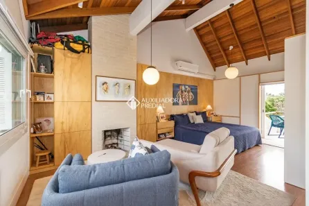Casa de Condomínio com 3 Quartos à venda, 324m² no Três Figueiras, Porto Alegre