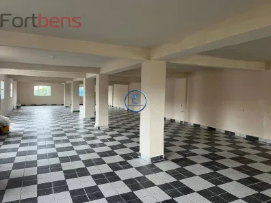 Imóvel Comercial para alugar, 220m² no Jardim Vassouras, Francisco Morato