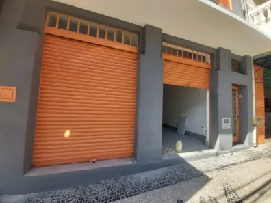 Ponto Comercial para alugar, 90m² no Centro, Marília