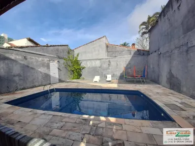 Casa com 3 Quartos para alugar, 229m² no Centro, Peruíbe