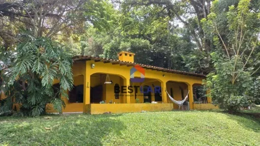 Fazenda/Sítio com 3 Quartos à venda, 900m² no Jardim Caiapiá, Cotia
