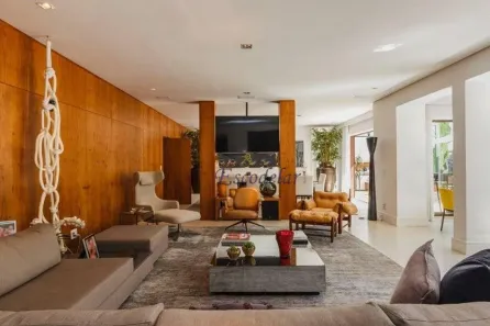 Casa com 5 Quartos à venda, 685m² no Jardim Guedala, São Paulo