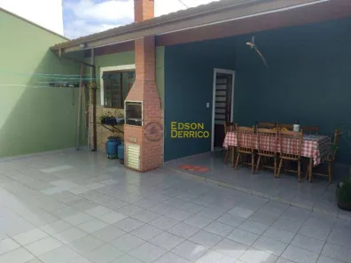 Sobrado com 4 Quartos à venda, 240m² no Jardim Cristina, Pindamonhangaba