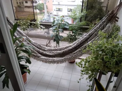 Apartamento com 2 Quartos à venda, 61m² no Jardim Botânico, Porto Alegre