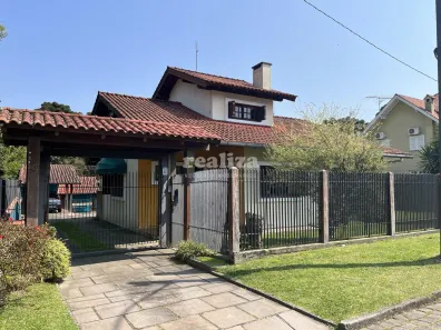 Casa com 3 Quartos à venda, 212m² no Vila Suica, Canela