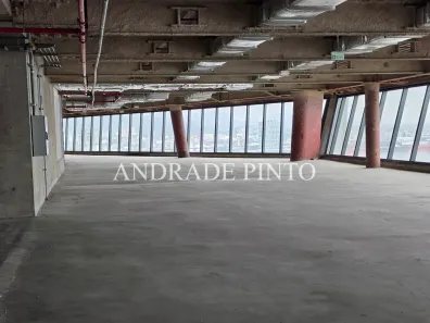 Sala Comercial para alugar, 4084m² no Santo Cristo, Rio de Janeiro