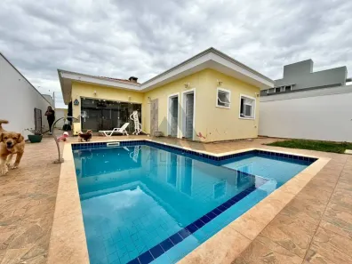 Casa de Condomínio com 3 Quartos à venda, 170m² no Terras de Santo Antônio, Itapetininga