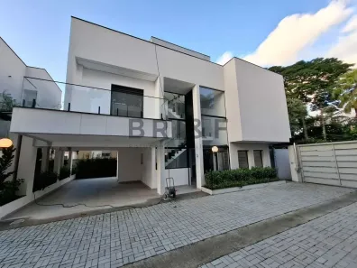 Casa de Condomínio com 4 Quartos à venda, 221m² no Jardim Prudência, São Paulo