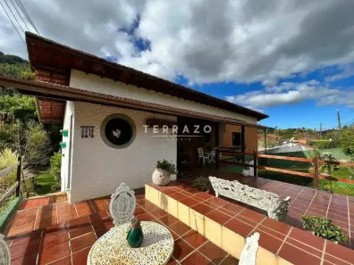 Casa com 5 Quartos à venda, 318m² no Albuquerque, Teresópolis