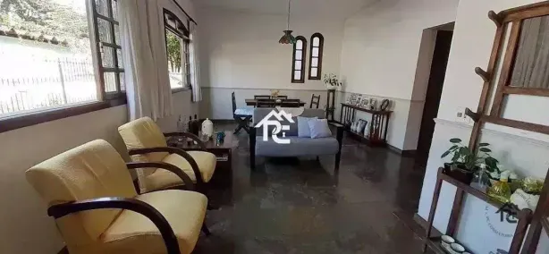 Casa com 4 Quartos à venda, 360m² no Vila Progresso, Niterói