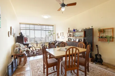 Apartamento com 3 Quartos à venda, 130m² no Moinhos de Vento, Porto Alegre