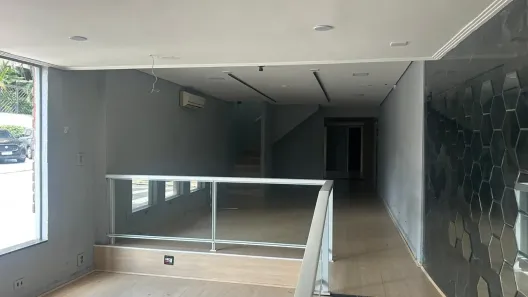com 6 Quartos para alugar, 200m² no Vila Regente Feijó, São Paulo