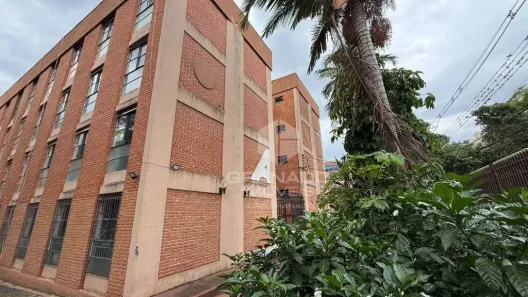 Apartamento com 3 Quartos para alugar, 80m² no Zona 7, Maringá