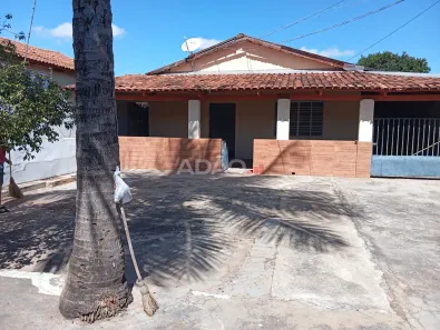 Casa com 3 Quartos à venda, 236m² no Ilda, Aparecida de Goiânia