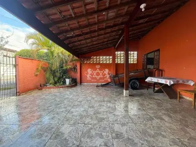 Sobrado com 3 Quartos à venda, 124m² no Jardim das Gaivotas, Caraguatatuba