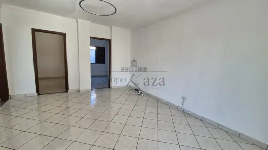 Imóvel Comercial com 2 Quartos à venda, 120m² no Vila Pinheiro, Jacareí