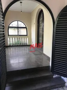 Sobrado com 4 Quartos para venda ou aluguel, 320m² no Boqueirão, Santos