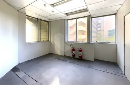 Sala Comercial à venda, 457m² no Vila Cordeiro, São Paulo