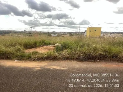 Lote/Terreno à venda, 250m² no Piteiras, Coromandel